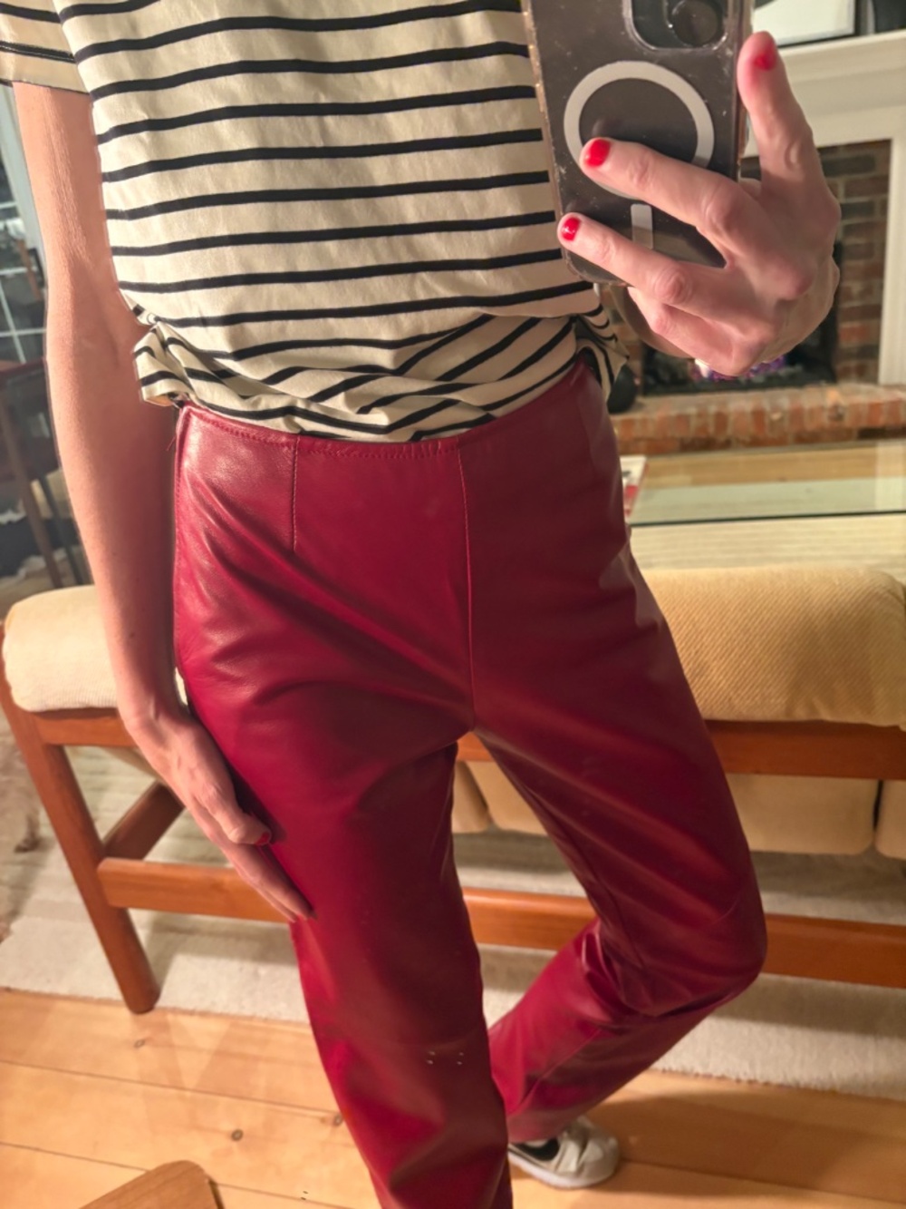 RED Leather size 4 NWT Danier pants - Picture 2 of 8